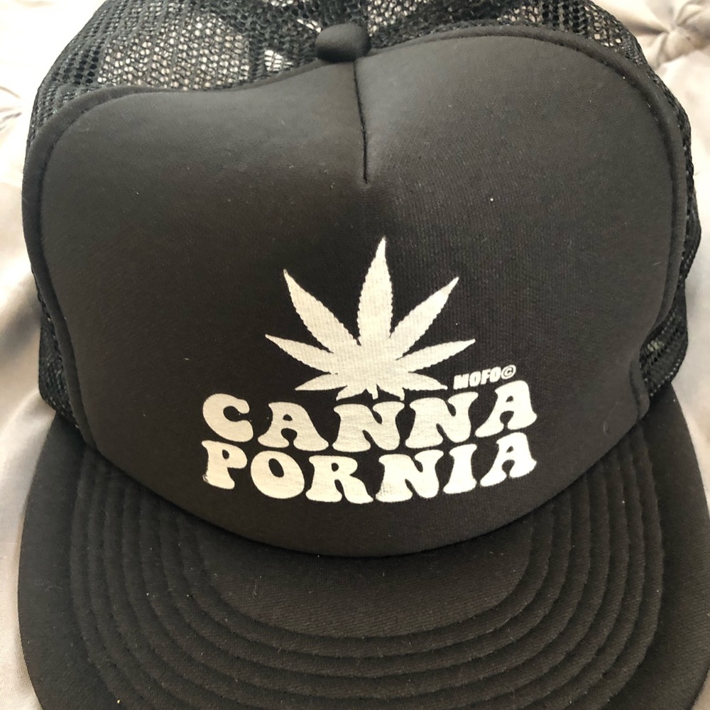 BASEBALL CAP